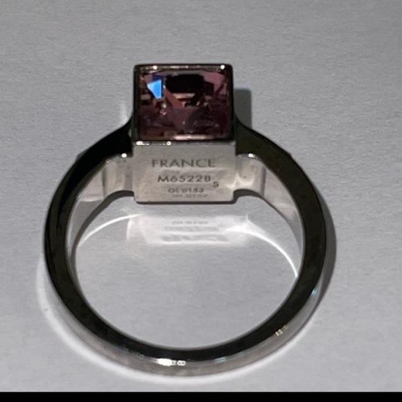 Louis Vuitton Gamble Ring - Picture 3 of 6